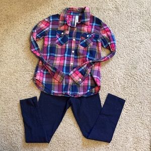2 piece set. Pink, blue, yellow plaid top. Navy sparkle leggings. 7/8